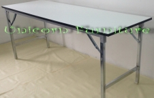 โต๊ะขาพับ โครงขาเหล็ก ขาชุบโครเมียมเงา หน้าโต๊ะขาวตัน