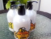 Bee Venom Gluta Body Lotion โลชั่นพิษผึ้ง ขนาด 400 มล. 220บาท