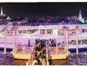 เรือเดอะเวอร์ติเคิล The Vertical Cruise