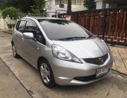 ขาย Honda Jazz ปี 2011 V1.5AT รถบ้านมือเดียว ประกันชั้น 1 สภาพสวยมาก